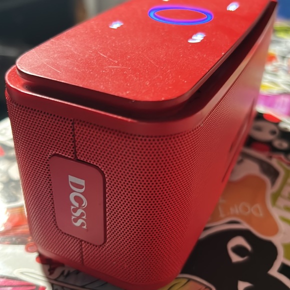 Does soundbox portable Bluetooth speaker - Picture 2 of 3